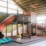 Hof Koehne - Haus Am Spielplatz - Schweinchen * Schmallenberg