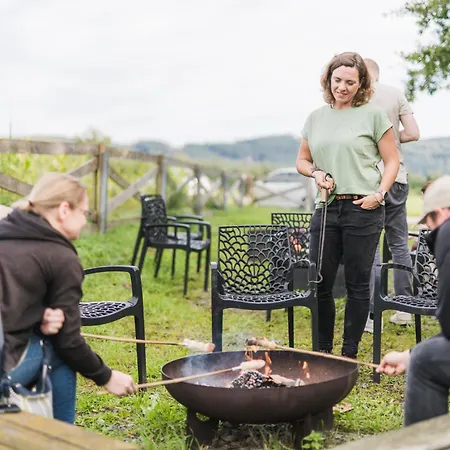 Apartment Hof Koehne - Haus Am Spielplatz - Schweinchen