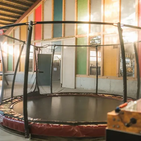 Apartment Hof Koehne - Haus Am Spielplatz - Schweinchen Schmallenberg